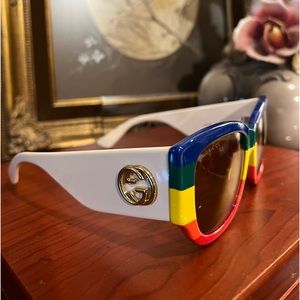 Gucci sunglasses